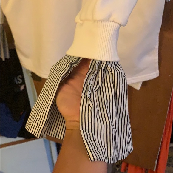 J.O.A. Los Ángeles Ruffle Cuff Sweatshirt - Picture 6 of 8